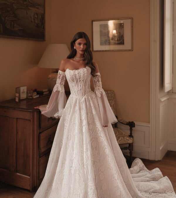 Kitty Katy Corso Spring